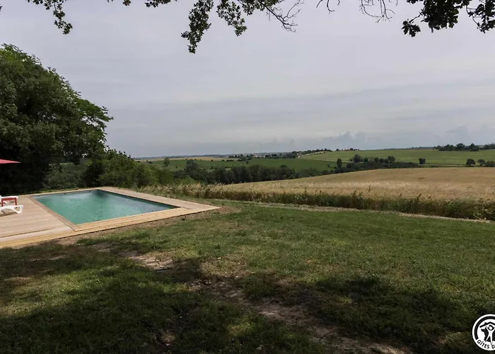 Le Parc Des Moutous * Aurin