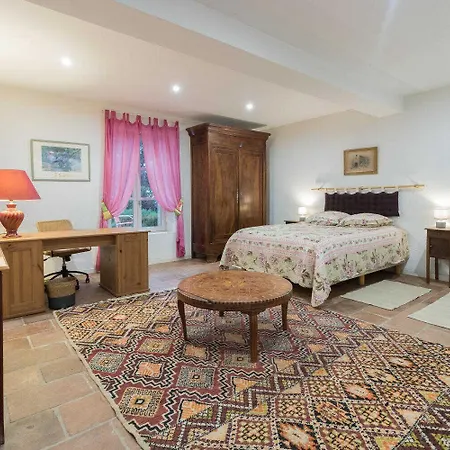 Le Parc Des Moutous * Aurin