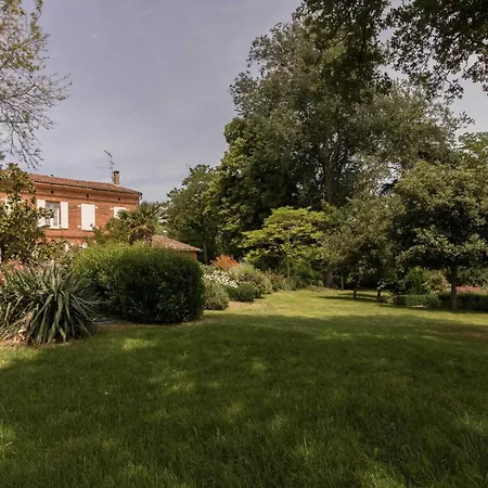 Le Parc Des Moutous * Aurin