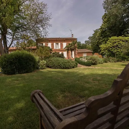 Le Parc Des Moutous