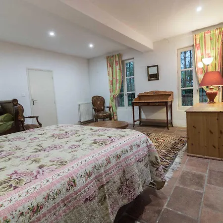 Le Parc Des Moutous Holiday home Aurin